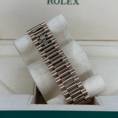 Rolex Day Date 40 Sundust